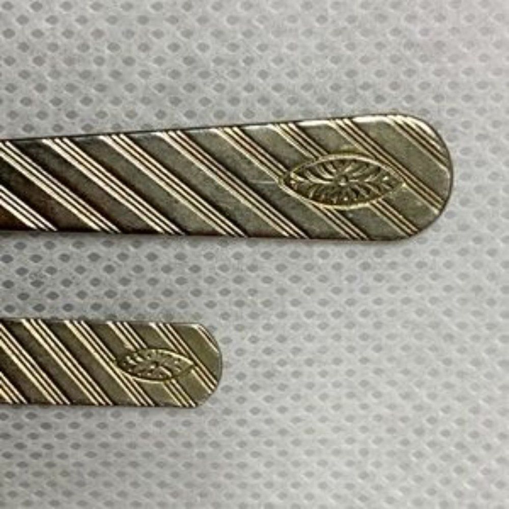 VINTAGE Unique Tie Clip In Good Condition - Picture 3 of 3